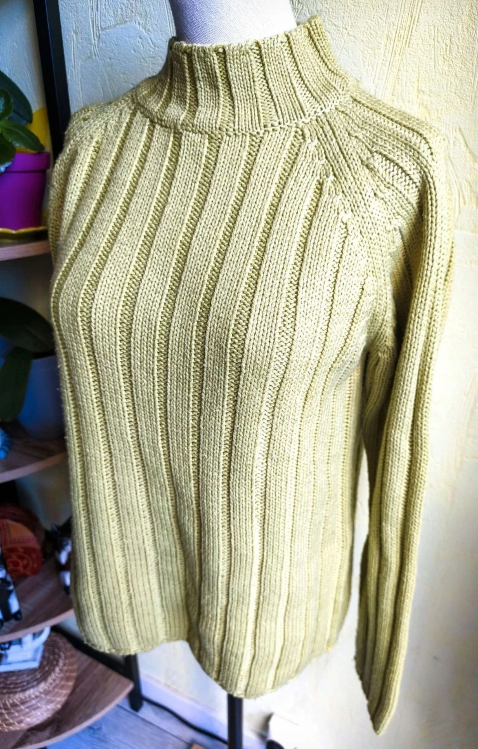 Lime green high neck ribbed knit sweater – photo 2